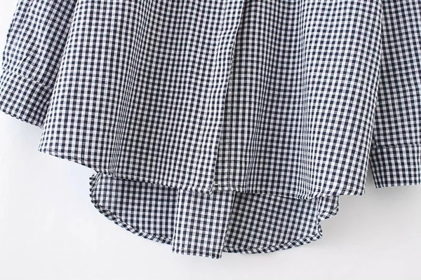 Μοντέρνο γυναικείο πουκάμισομε λουλούδια κεντήματα