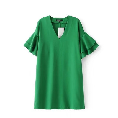 Κομψό γυναικείο φόρεμα ελεύθερου στυλ με κομμένα μανίκια και με πέπλο