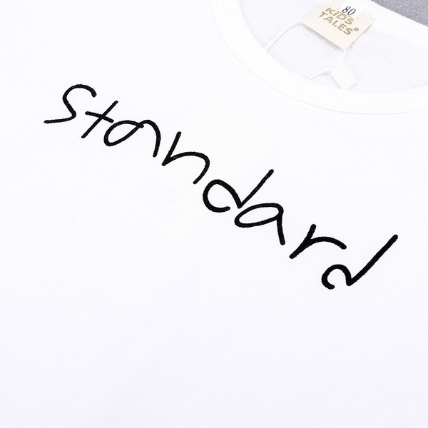 Παιδική μπλούζα για το φθινόπωρο με χρωματιστά μανίκια και επιγραφή - unisex