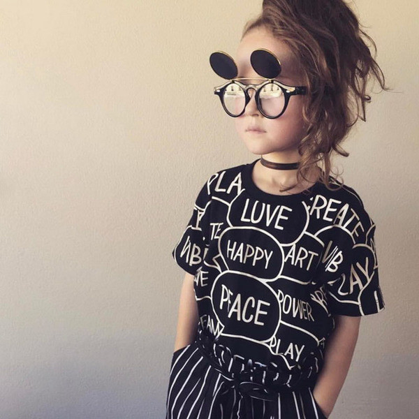 Ежедневна тениска - унисекс с надписи, в черен цвят