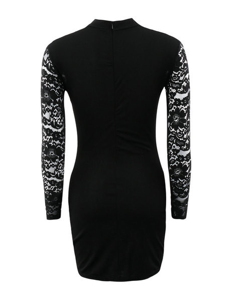 Κομψό γυναικείο φόρεμα με δαντελωτά μανίκια, σε λευκό και μαύρο χρώμα