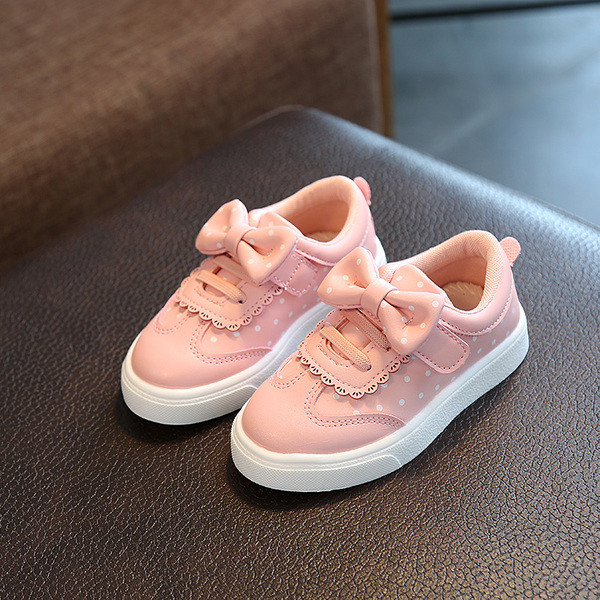 Есенни кецове за момичета в три цвята на точки