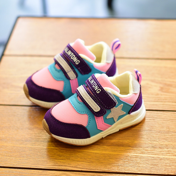 Αθλητικά παιδικά  παπούτσια για κορίτσια και αγόρια σε τρία χρώματα