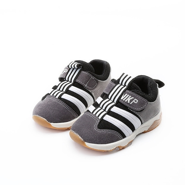 Αθλητικά παιδικά  παπούτσια για κορίτσια και αγόρια - φωτεινά, κατάλληλα για την  καθημερινή ζωή