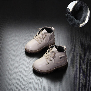 Φθινόπωρο-χειμωνιάτικες μπότες για αγόρια και κορίτσια σε διάφορα χρώματα