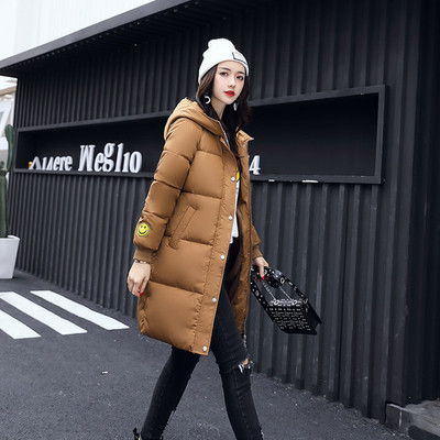 Κομψό χειμωνιάτικο γυναικείο μπουφάν σε διάφορα χρώματα και σε μακρύ μοτίβο