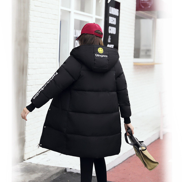 Κομψό χειμωνιάτικο γυναικείο μπουφάν σε διάφορα χρώματα και σε μακρύ μοτίβο