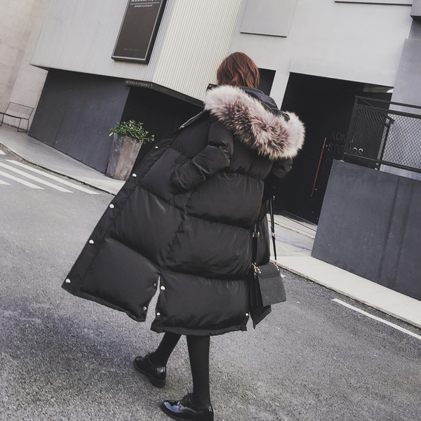 Много стилно дълго зимно яке за дамите с качулка с пух