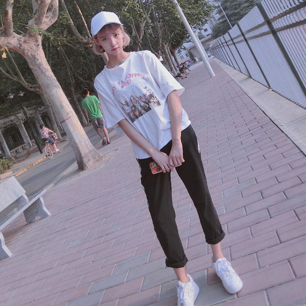 Σύγχρονα σπορ-κομψά γυναικεία παντελόνια