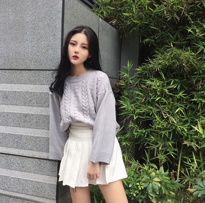 Κομψό γυναικείο πουλόβερ για το χειμώνα σε τρία χρώματα