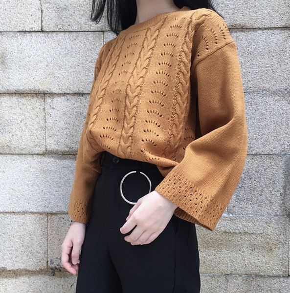 Κομψό γυναικείο πουλόβερ για το χειμώνα σε τρία χρώματα