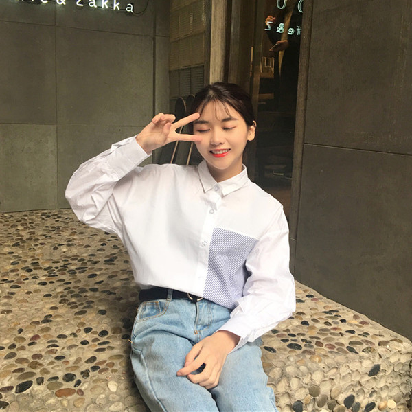 Σπορ-κομψό γυναικείο πουκάμισο σε freestyle και σε δύο χρώματα