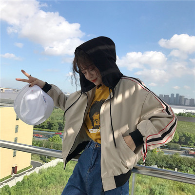 Стилен широк дамски суичър с качулка и в три цвята