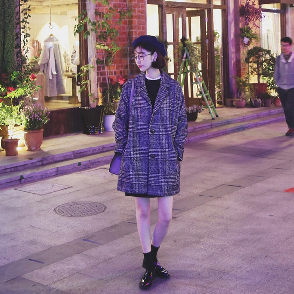 Φθινοπωρινό μακρύ γυναικεία παλτό κατάλληλο για την καθημερινή ζωή