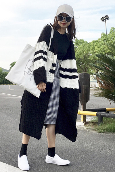 Πολύ μακρύ και ζεστή γυναικεία ζακέτα