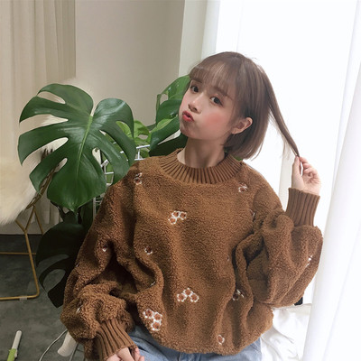 Πολύ ζεστό γυναικείο πουλόβερ με κολάρο σε σχήμα O και ευρύ σχέδιο