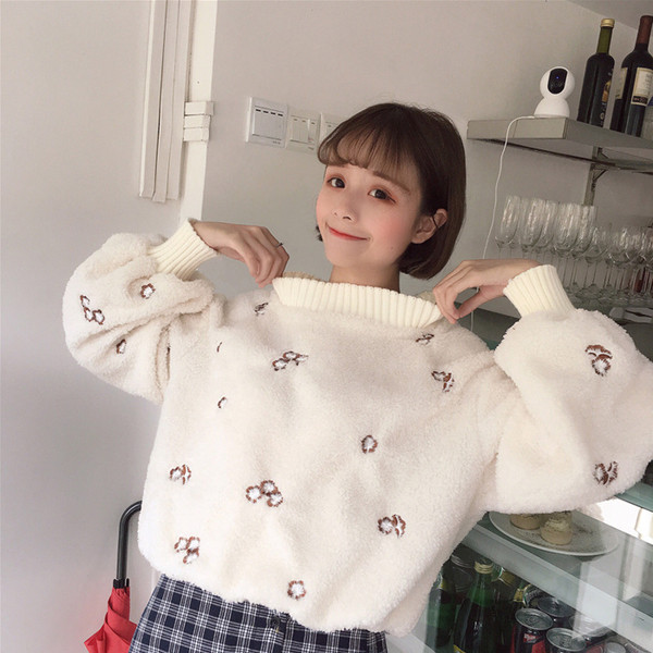 Πολύ ζεστό γυναικείο πουλόβερ με κολάρο σε σχήμα O και ευρύ σχέδιο