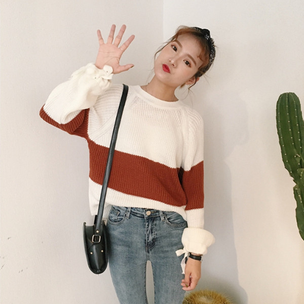 Ежедневен дамски плетен пуловер в бял цвят