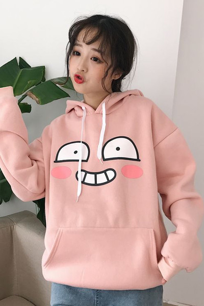 Φούτερ με  κινούμενα σχέδια  σε ένα ευρύ μοτίβο με κουκούλα σε διάφορα χρώματα