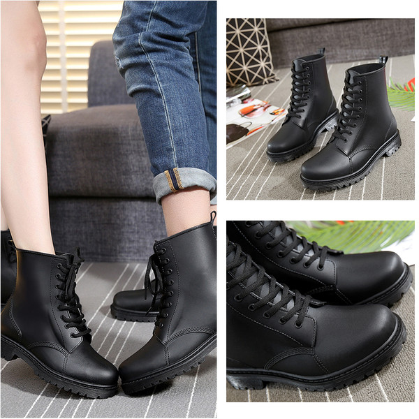 Κομψές ανδρικές και γυναικείες μπότες με ανθεκτικά χοντρά πέλματα