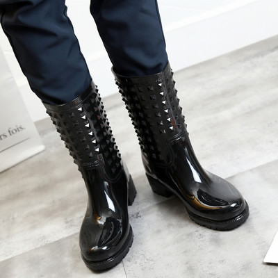 Γυναικείες μπότες φθινοπώρου-χειμώνα σε πολλά χρώματα