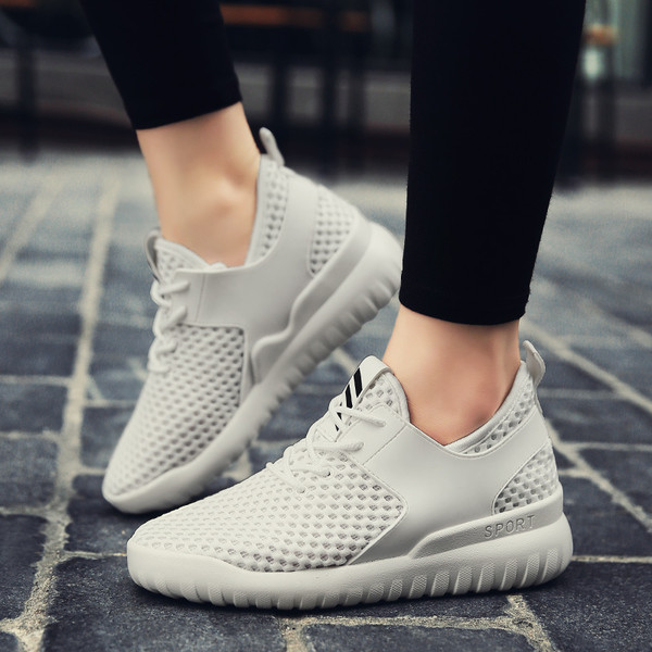 Πολύ άνετα αθλητικά γυναικεία παπούτσια  σε τρία χρώματα 