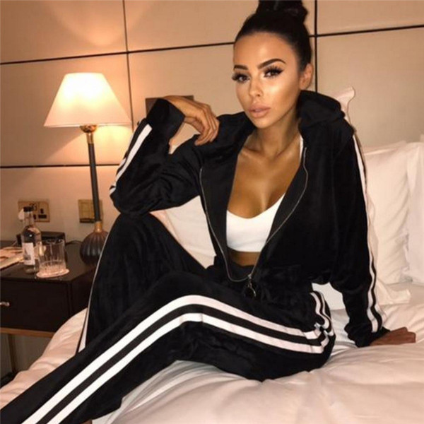 Καθημερινή αθλητική γυναικεία φόρμα από μαλακό ύφασμα, 4 χρώματα