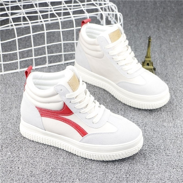 Άνετα  γυναικεία αθλητικά παπούτσια με ύψος στο  αστραγάλου