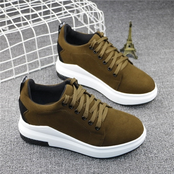 Απλά και κομψά γυναικεία αθλητικά παπούτσια - μαύρα και σκούρα πράσινα