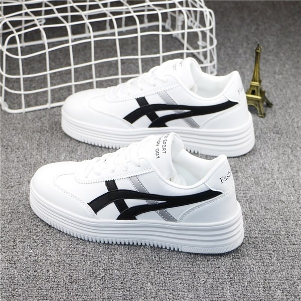 Спортни дамски обувки в няколко цветови комбинации