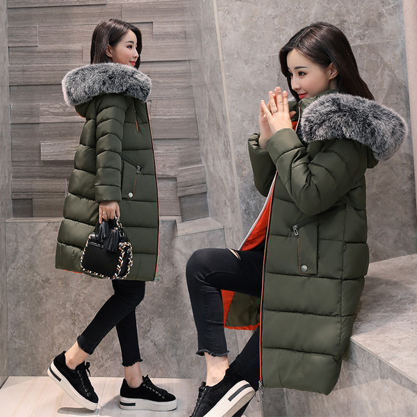 Χειμερινό μπουφάν με μαλακή γούνα και κουκούλα σε τέσσερα διαφορετικά χρώματα