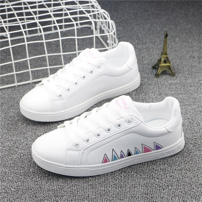 Γυναικεία αθλητικά πάνινα παπούτσια με πολύχρωμα μοτίβα