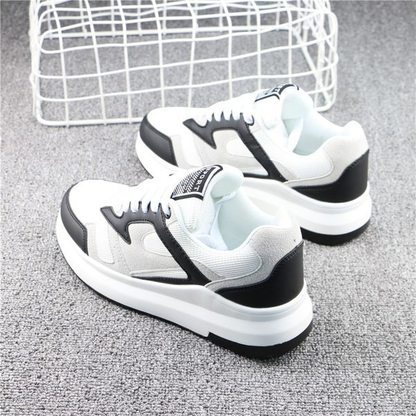 Αθλητικά γυναικεία παπούτσια σε 3 χρώματα