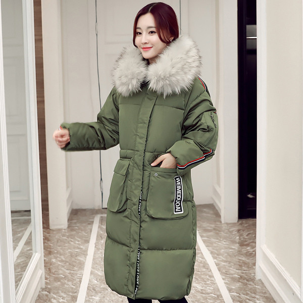 Μοντέρνό μακρύ ζεστό γυναικείο μπουφάνμε επένδυση και χνουδωτό πρακτικό γιακά