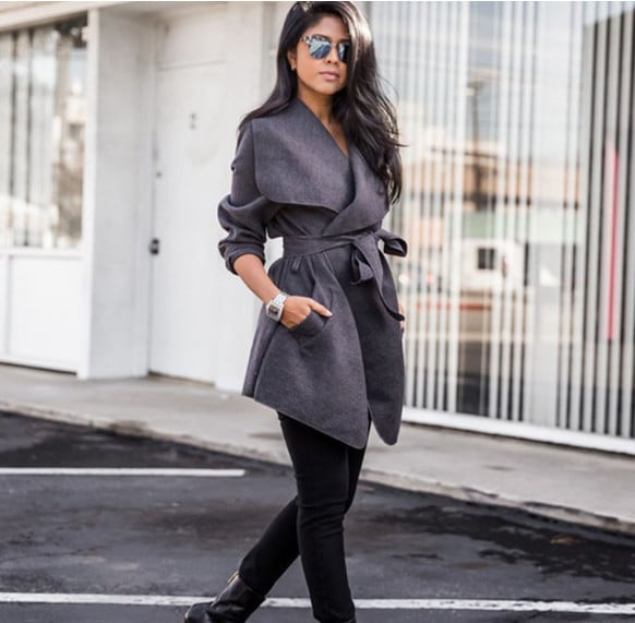 Κομψό γυναικείο παλτό κατάλληλο για δροσερές μέρες του φθινοπώρου