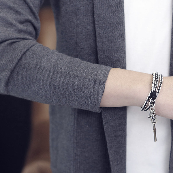 Стилна мъжка дълга плетена жилетка - 5 модела