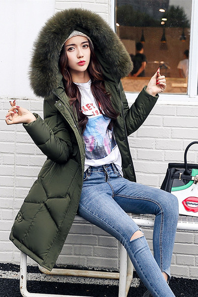 Дълго дамско много топло яке с актуална пухена качулка 