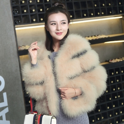 Βελούδινο γυναικείο παλτό  σε τρία χρώματα