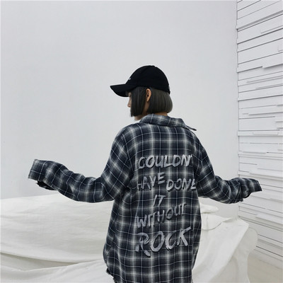 Κομψό γυναικείο  φθινοπωρινό πουκάμισο