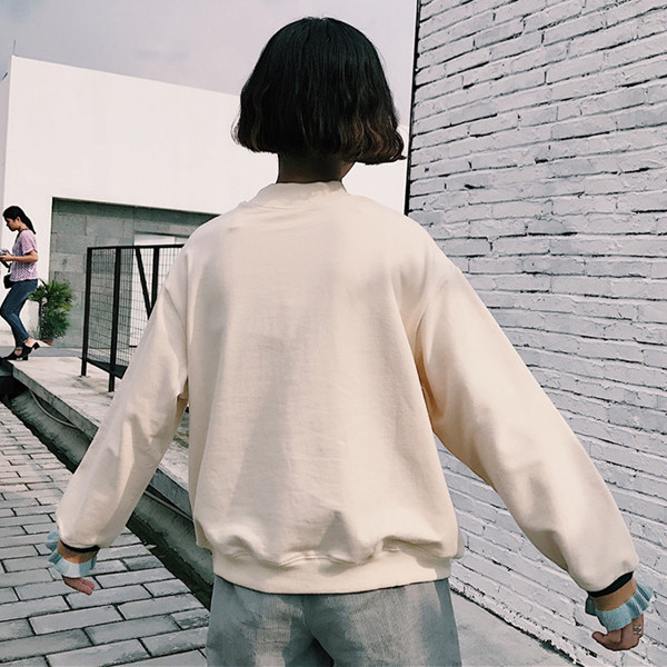 Γυναικεία αθλητικά μπλουζάκια σε δύο χρώματα