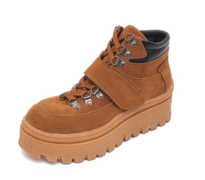 Casual γυναικείες μπότες με σουέτ και ψηλή σόλα