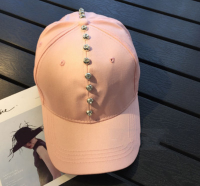 Ρυθμιζόμενο γυναικείο καπέλο μπέιζ μπολ με μεταλλικά πριτσίνια για διακόσμηση