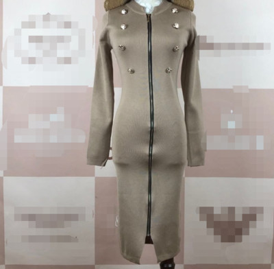 Κομψό  γυναικείο  φόρεμα με κοντό μανίκι 3/4, λαμπερά μαργαριτάρια και μακρύ σχέδιο - 6 μοντέλα