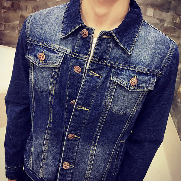 Ανδρικό μπυφάν denim με μαύρη εκτύπωση στην πλάτη