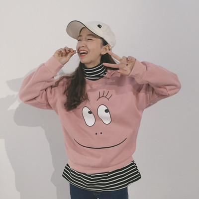 Γυναικεία μπλούζα  σε δύο χρώματα με εφαρμογή