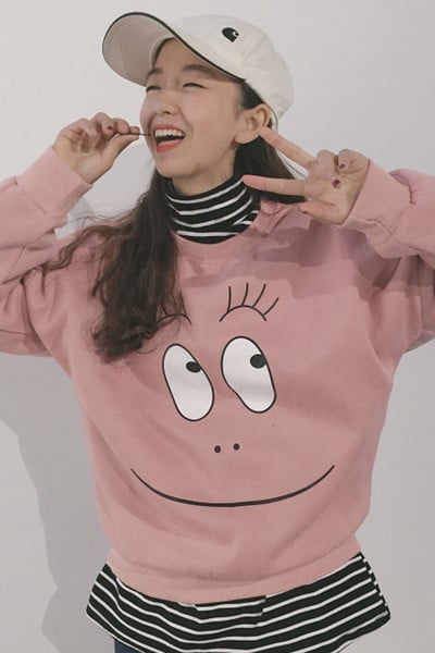 Γυναικεία μπλούζα  σε δύο χρώματα με εφαρμογή