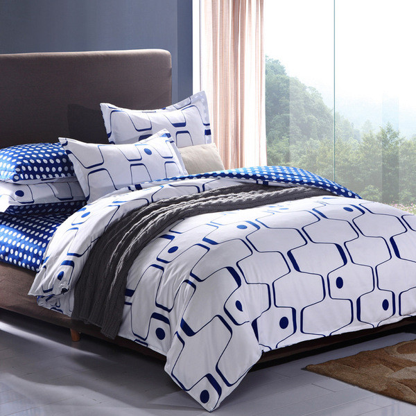 Спален комплект от четири части в много разнообразни модели