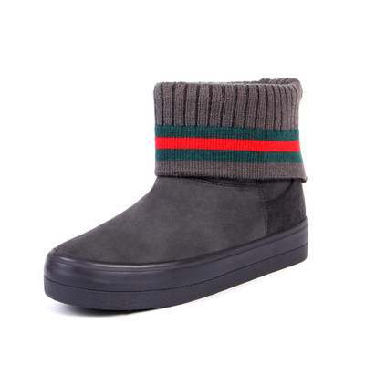 Κομψές γυναικέιες  μπότες  για το φθινοπώρο και για το χειμώνα σε διάφορα χρώματα