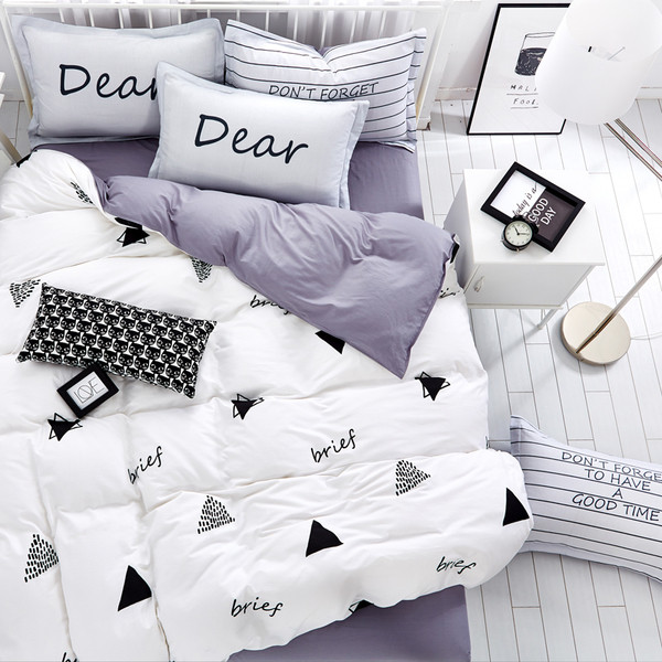 Красиво спално бельо в три размера 