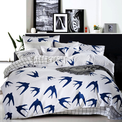 Анимационен спален комплект в четири размера и голям избор от цветове